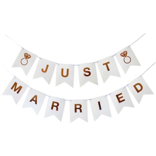 Just Married DIY Flaggirlang