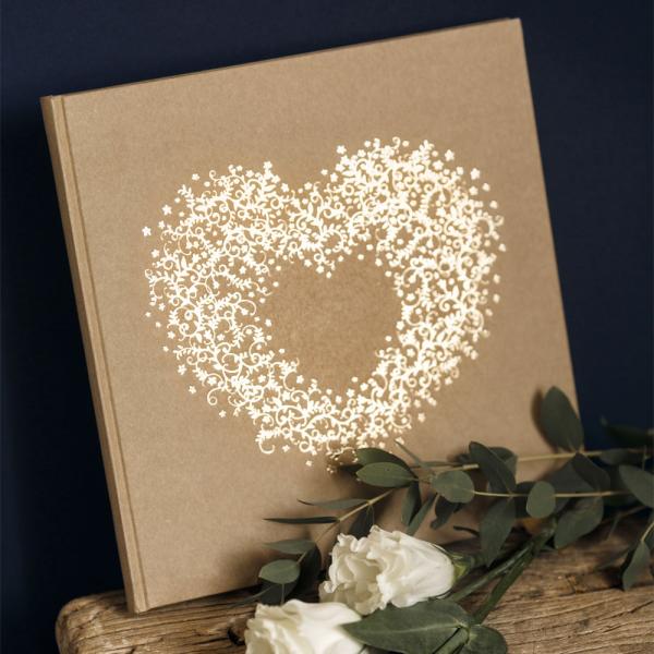 Gästbok med Hjärta