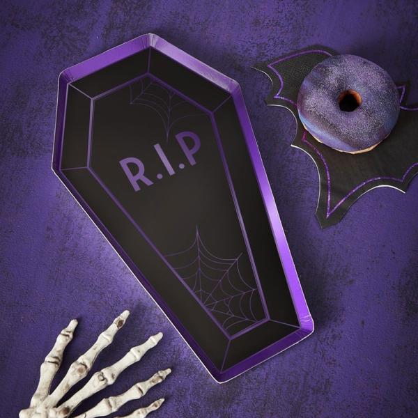 R.I.P Svarta och Lila Tallrikar