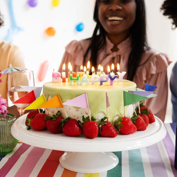 Bokstavsljus Happy Birthday Stripetastic