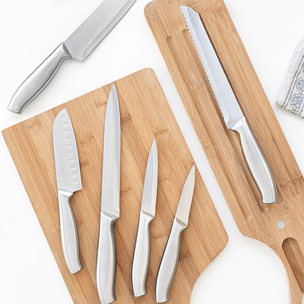 Knivset med Ställ