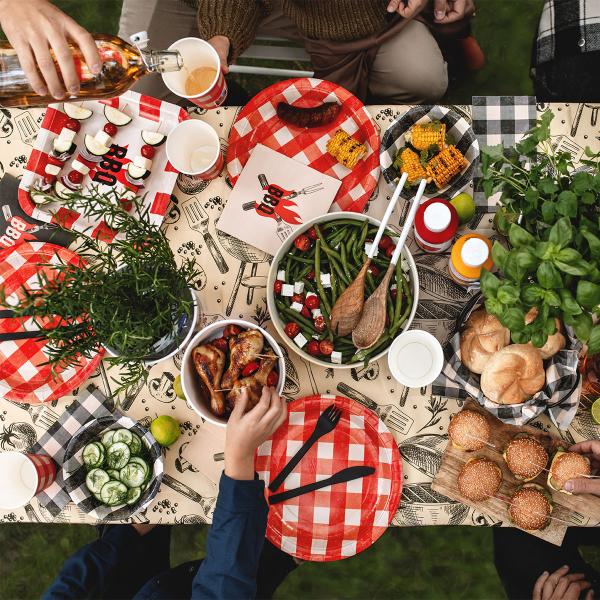 Kvadratiska Papperstallrikar BBQ 6-pack