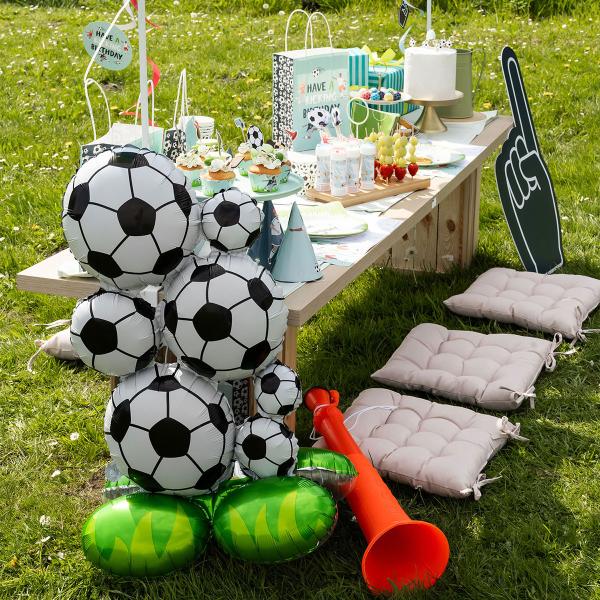 Folieballong Fotbollar Stående 53 x 78 cm