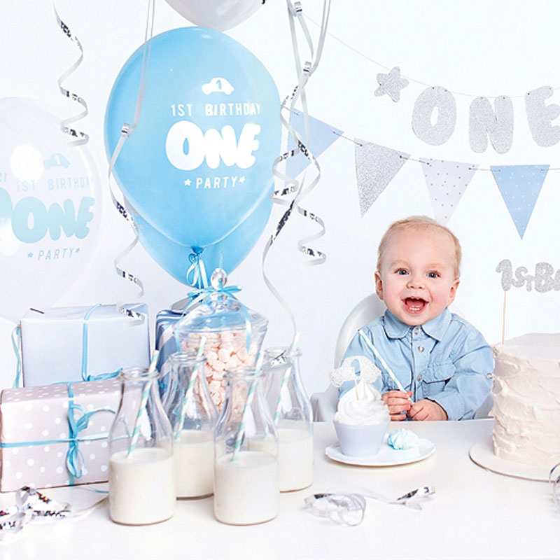 Läs mer om 1st Birthday Blå och Silver Kalaspaket