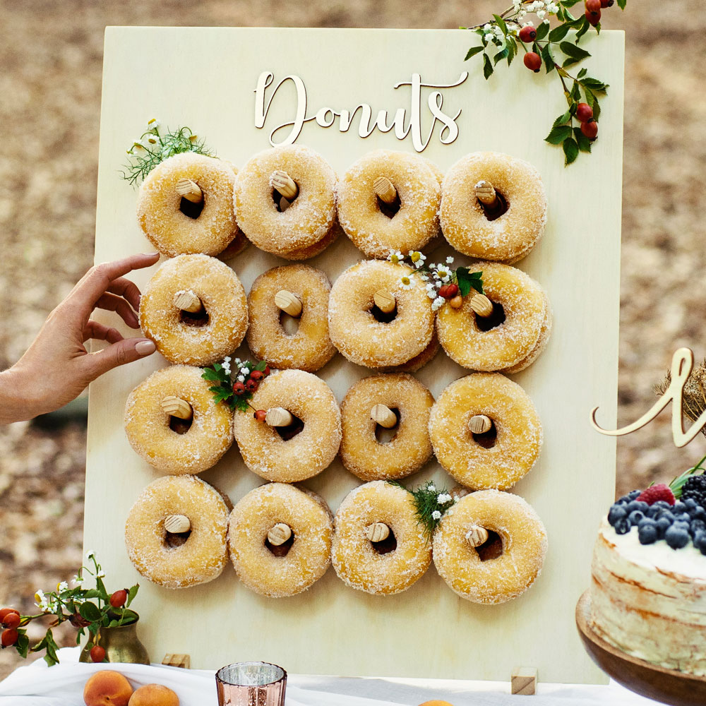 Läs mer om Donut Vägg