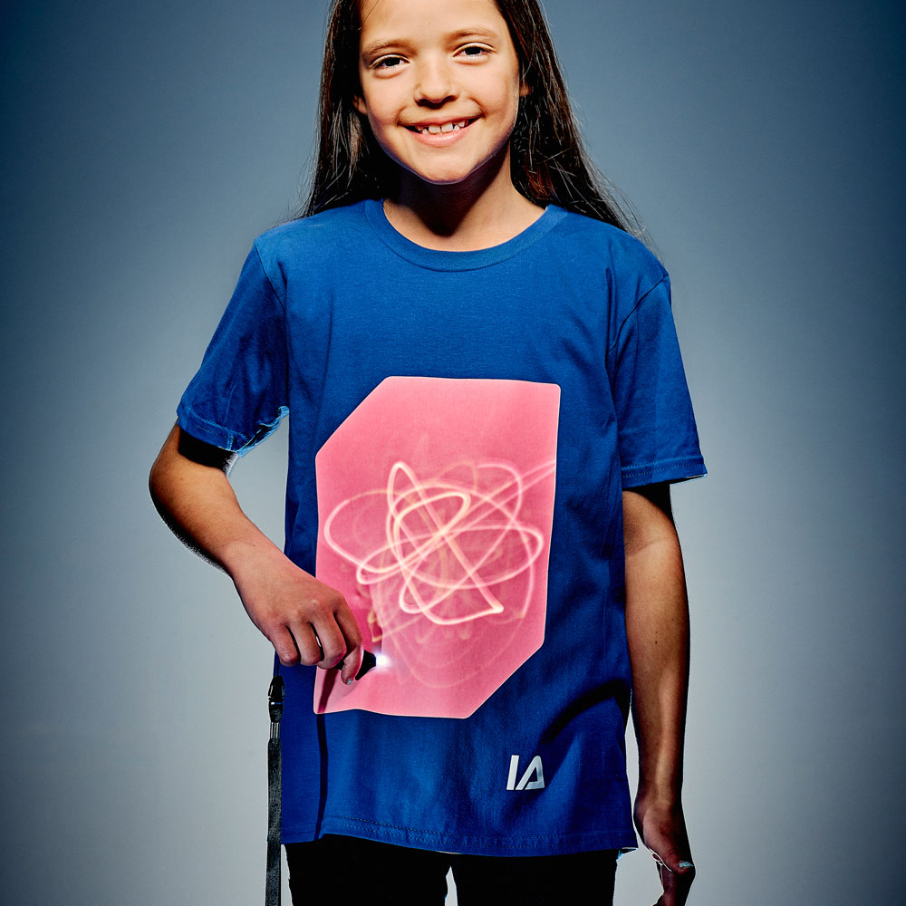 Läs mer om Självlysande T-shirt Barn Blå och Rosa