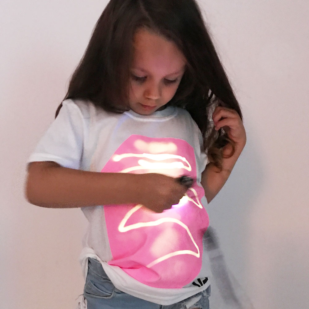 Självlysande T-shirt Barn Rosa och Vit (X-Small (3-4 år))
